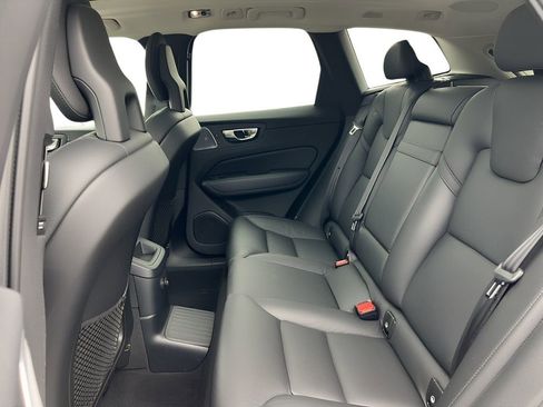 Used 2018 Volvo XC60 T8 Inscription w/ Advanced Package AWD/4WD image 7
