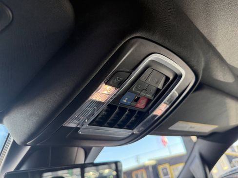 Used 2021 RAM 1500 Limited w/ Night Edition image 19