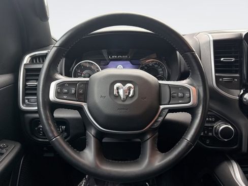 Used 2023 RAM 1500 Big Horn AWD/4WD image 12