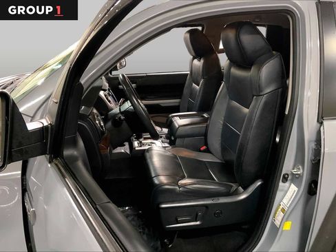 Certified 2021 Toyota Tundra Limited w/ Limited Premium Package AWD/4WD image 8