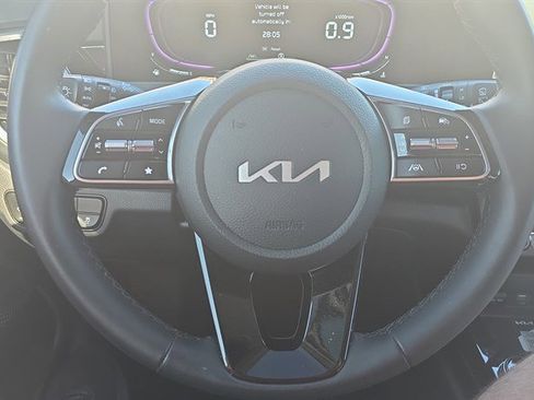 Used 2025 Kia Seltos S AWD/4WD image 19