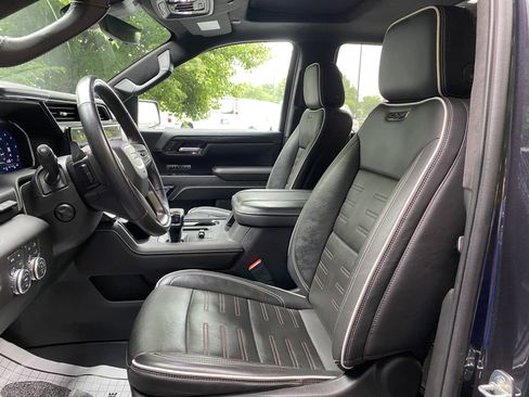 Used 2023 GMC Sierra 1500 AT4X AWD/4WD image 17