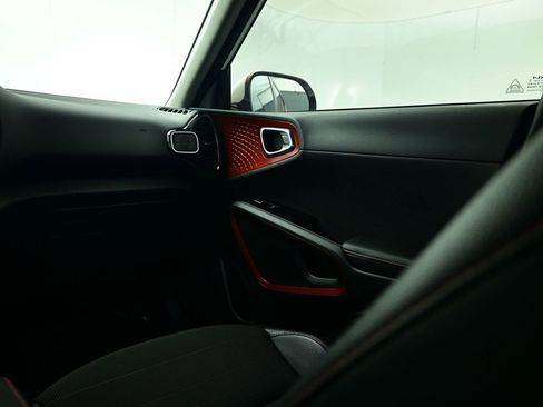 Used 2022 Kia Soul Turbo image 44