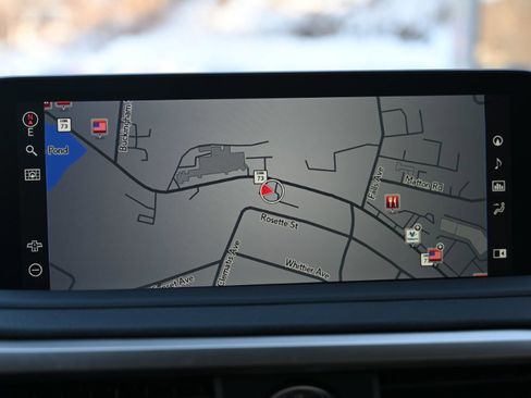 Used 2022 Lexus RX 350 AWD w/ Premium Package image 2