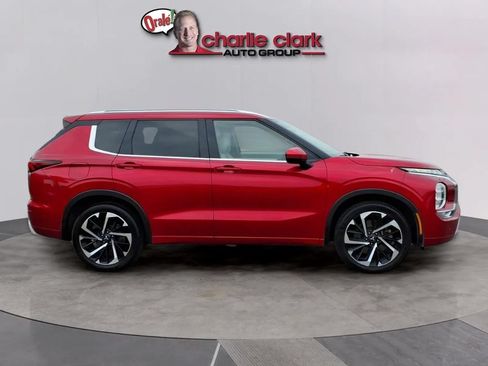 Used 2022 Mitsubishi Outlander SEL AWD/4WD image 6
