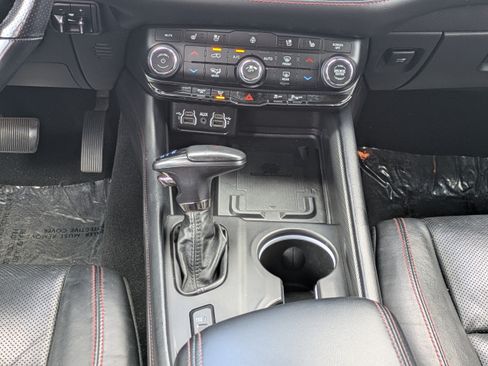 Used 2024 Dodge Durango R/T AWD/4WD image 18