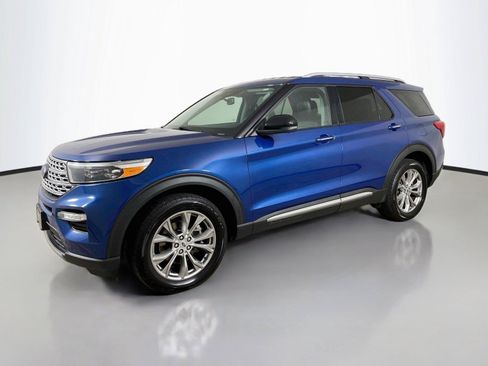 Used 2022 Ford Explorer Limited w/ Equipment Group 301A AWD/4WD image 8