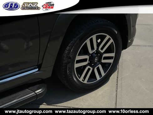 Used 2022 Toyota 4Runner Limited AWD/4WD image 9