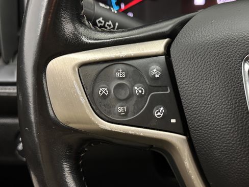 Used 2019 GMC Canyon Denali RWD image 22