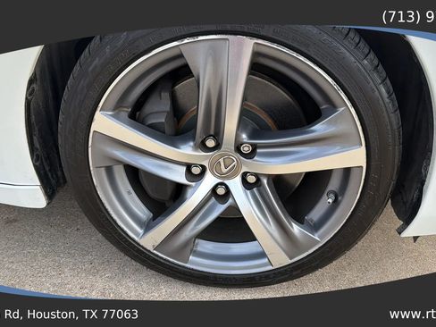 Used 2019 Lexus IS 300 w/ Navigation Package image 12