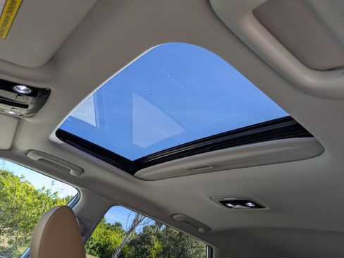 Certified 2025 Kia Seltos EX w/ EX Sunroof Package image 24