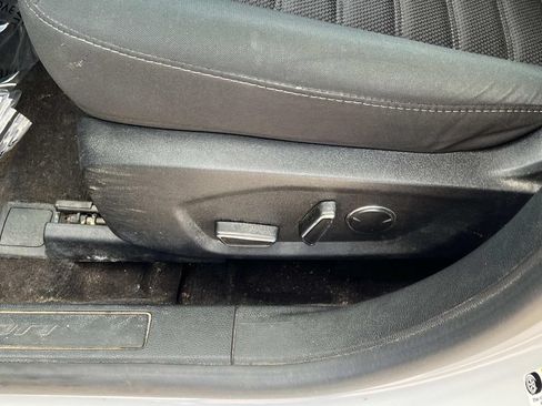 Used 2020 Ford Fusion SE AWD/4WD image 14