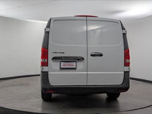 Used 2019 Mercedes-Benz Metris w/ Convenience Package image 7