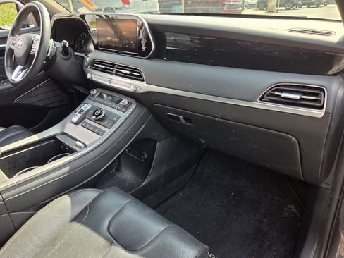 Used 2022 Hyundai Palisade Calligraphy FWD image 16