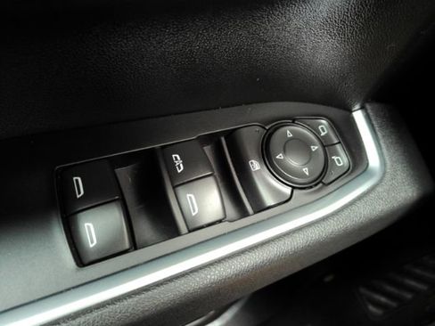 Used 2026 Chevrolet Silverado 1500 LT RWD image 30
