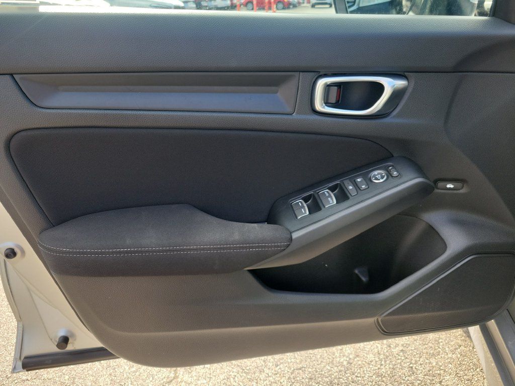Certified 2025 Honda Civic LX image 17