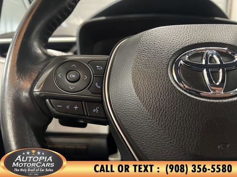 Used 2021 Toyota Corolla SE w/ SE Premium Package FWD image 22