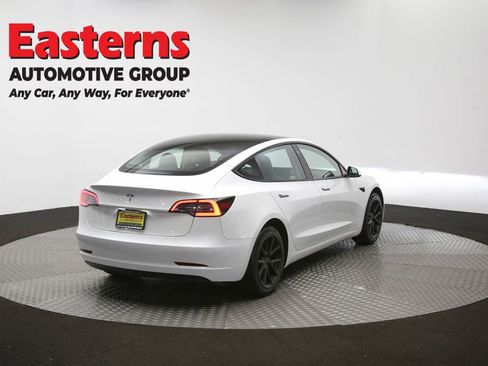 Used 2023 Tesla Model 3 Standard Range image 37