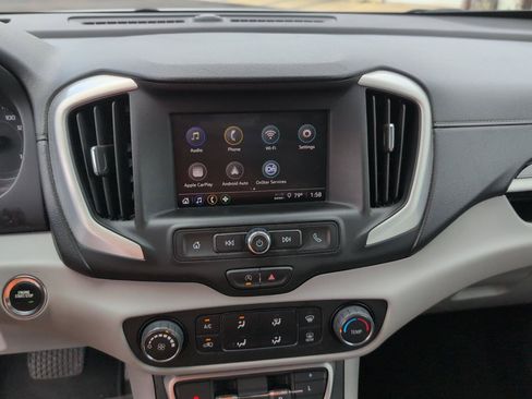 Used 2024 GMC Terrain SLE FWD image 17