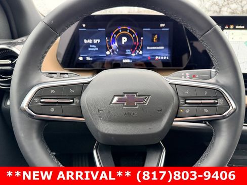 Used 2026 Chevrolet Equinox ACTIV w/ Convenience Package III image 15