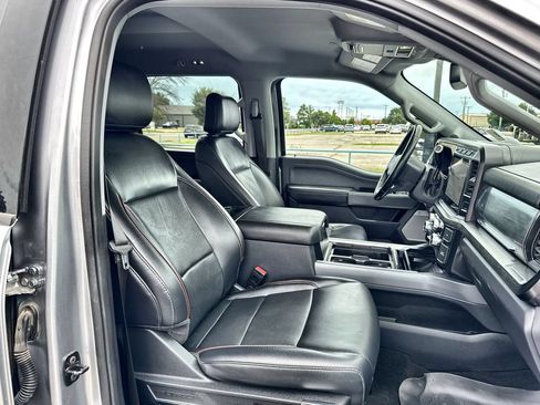 Used 2024 Ford F250 Lariat w/ Black Appearance Package AWD/4WD image 31
