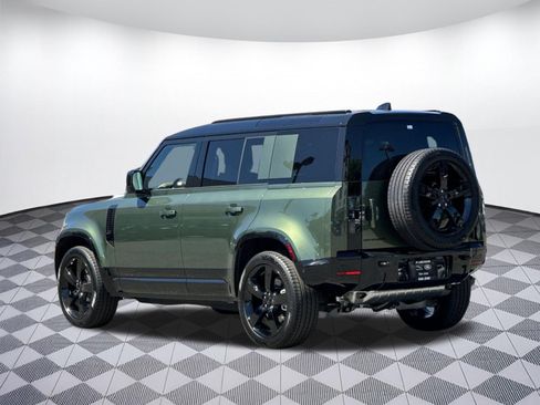 New 2026 Land Rover Defender 110 X-Dynamic SE AWD/4WD image 3