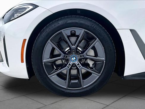 Used 2023 BMW i4 eDrive35 w/ Premium Package RWD image 10