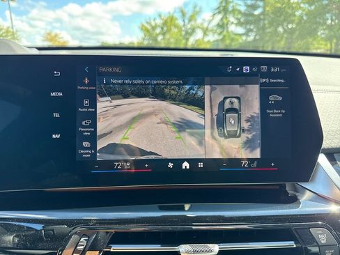 New 2026 BMW X2 xDrive28i w/ Technology Package AWD/4WD image 16