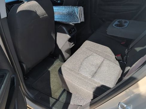 Used 2023 GMC Terrain SLE w/ Driver Convenience Package FWD image 13