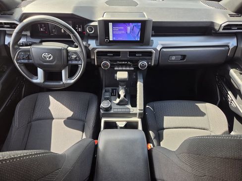 Used 2025 Toyota 4Runner SR5 AWD/4WD image 12