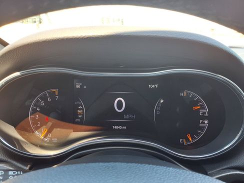 Used 2018 Jeep Grand Cherokee Altitude RWD image 27