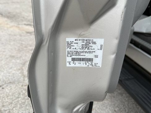 Used 2005 Ford Excursion XLT image 32