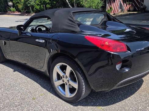 Used 2006 Pontiac Solstice Convertible w/ Premium Package RWD image 12