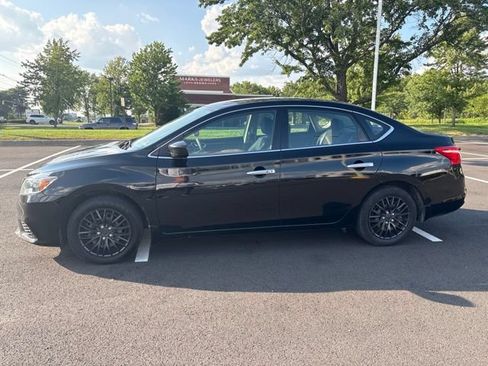 Used 2017 Nissan Sentra SV FWD image 6