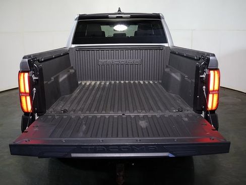 Used 2024 Toyota Tacoma SR AWD/4WD image 10