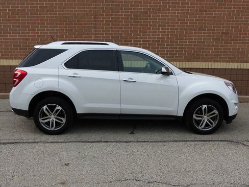 Used 2016 Chevrolet Equinox LTZ w/ Enhanced Convenience Package AWD/4WD image 11
