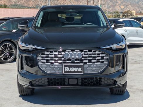 Used 2025 Audi Q5 Premium w/ Convenience Package AWD/4WD image 6
