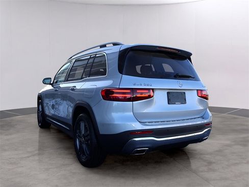 Certified 2025 Mercedes-Benz GLB 250 4MATIC image 7