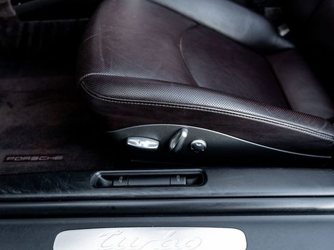 Used 2009 Porsche 911 Turbo image 31