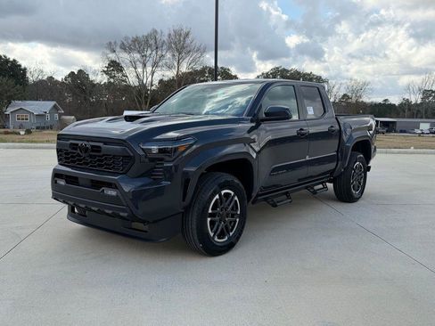 New 2026 Toyota Tacoma TRD Sport image 3