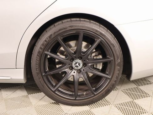 Used 2019 Mercedes-Benz S 560 Sedan image 19