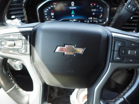 Used 2024 Chevrolet Silverado 2500 LT AWD/4WD image 29