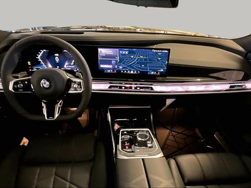New 2026 BMW 740i xDrive w/ Executive Package AWD/4WD image 5