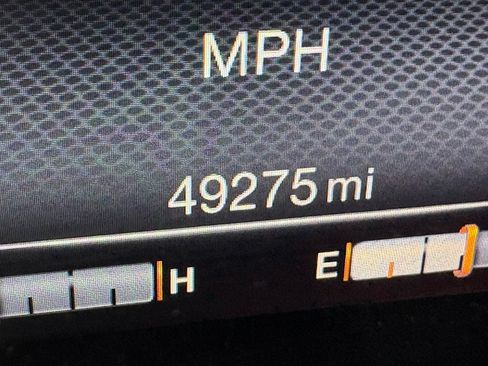 Certified 2021 Jeep Renegade Latitude FWD image 12