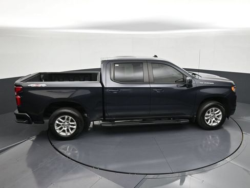 Used 2024 Chevrolet Silverado 1500 RST AWD/4WD image 17