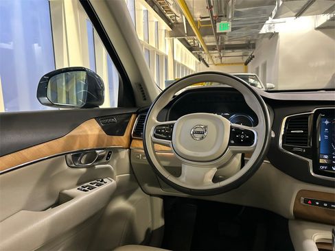 Certified 2021 Volvo XC90 T8 Inscription Expression w/ Advanced Package image 26