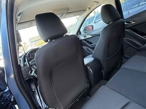 Used 2017 MAZDA MAZDA3 Sport FWD image 56