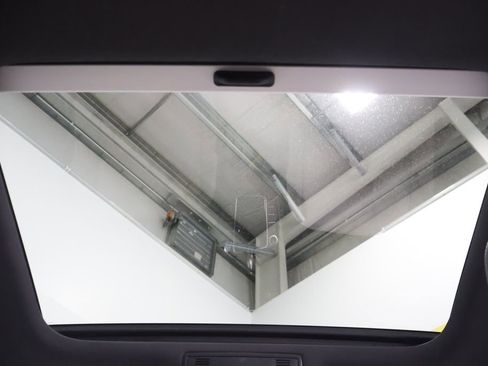 Used 2019 Volkswagen Jetta R-Line image 25