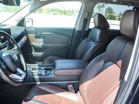 Certified 2023 Honda Pilot Elite image 18