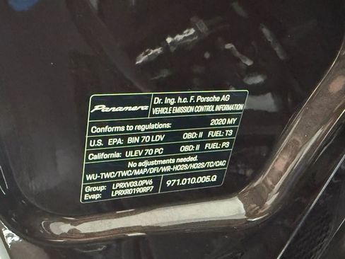 Used 2020 Porsche Panamera image 49